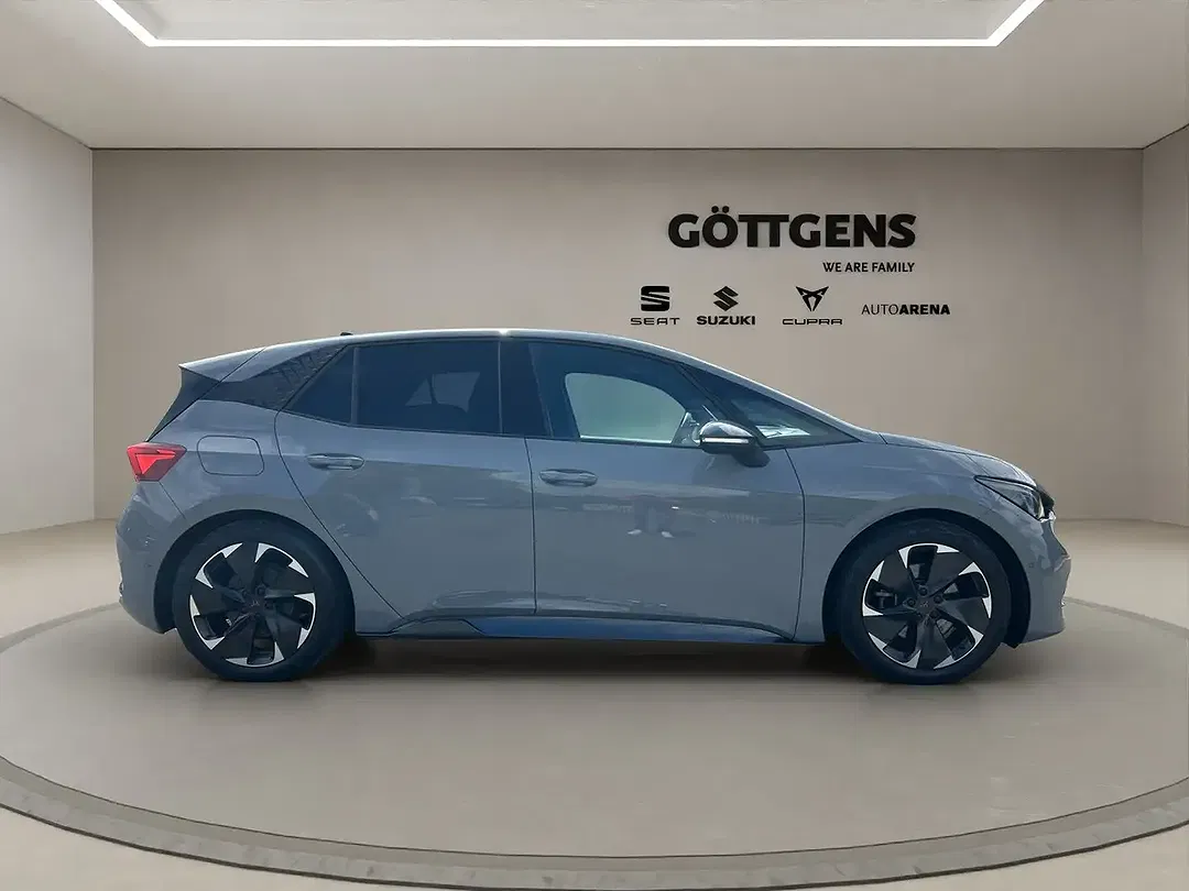 CUPRA Born - Thumbnail 5