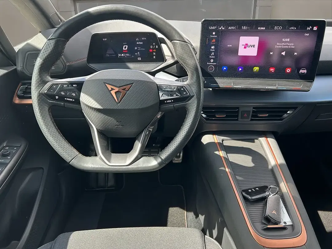 CUPRA Born - Thumbnail 8