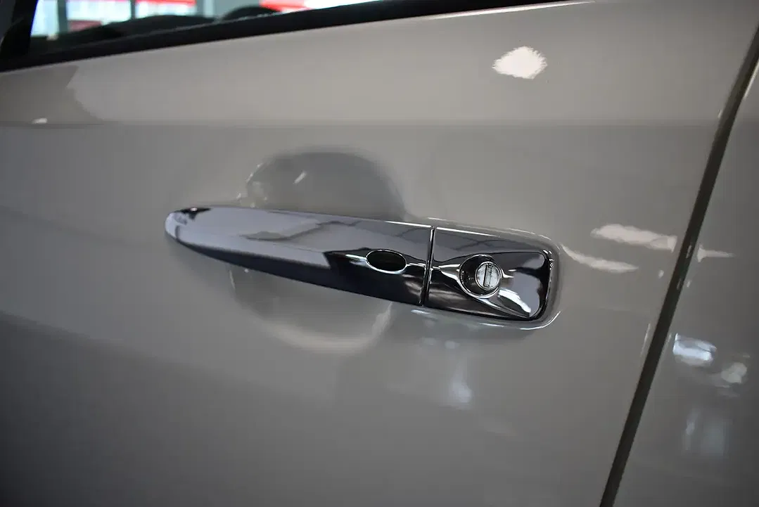 Nissan Leaf - foto 8