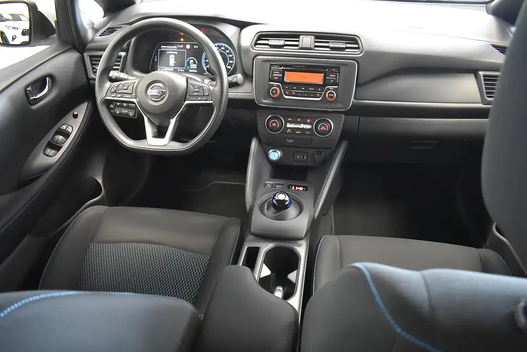 Nissan Leaf - foto 2