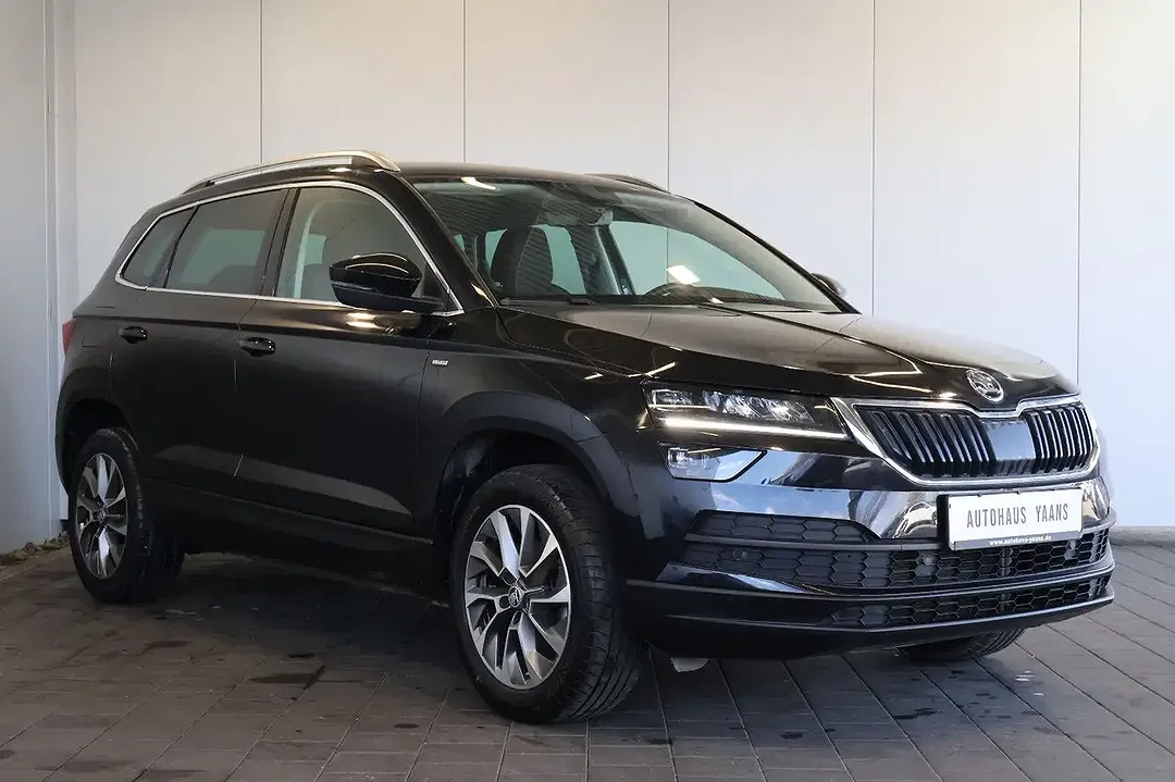 Skoda Karoq - Thumbnail 3