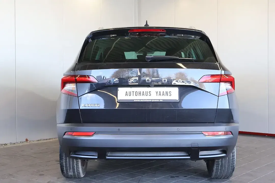 Skoda Karoq - Thumbnail 5