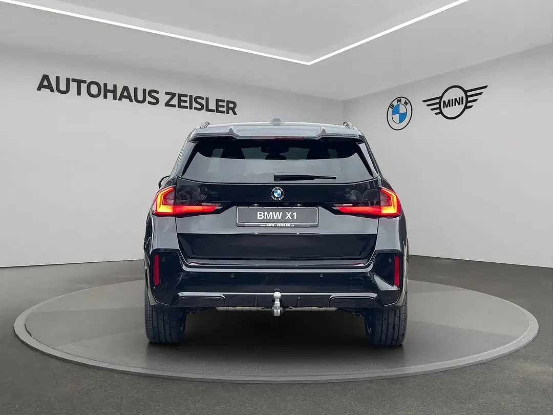 BMW X1 - Thumbnail 6