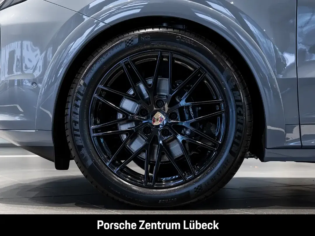 Porsche Cayenne - Thumbnail 11