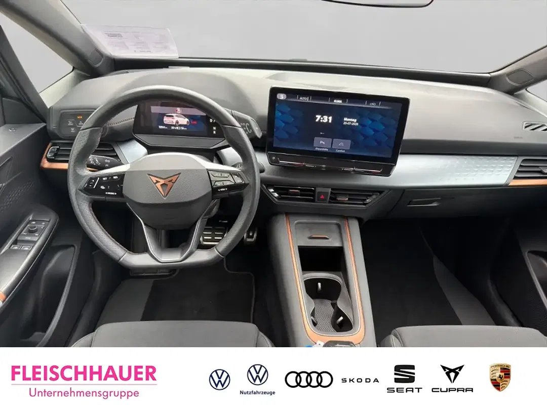CUPRA Born - Thumbnail 9