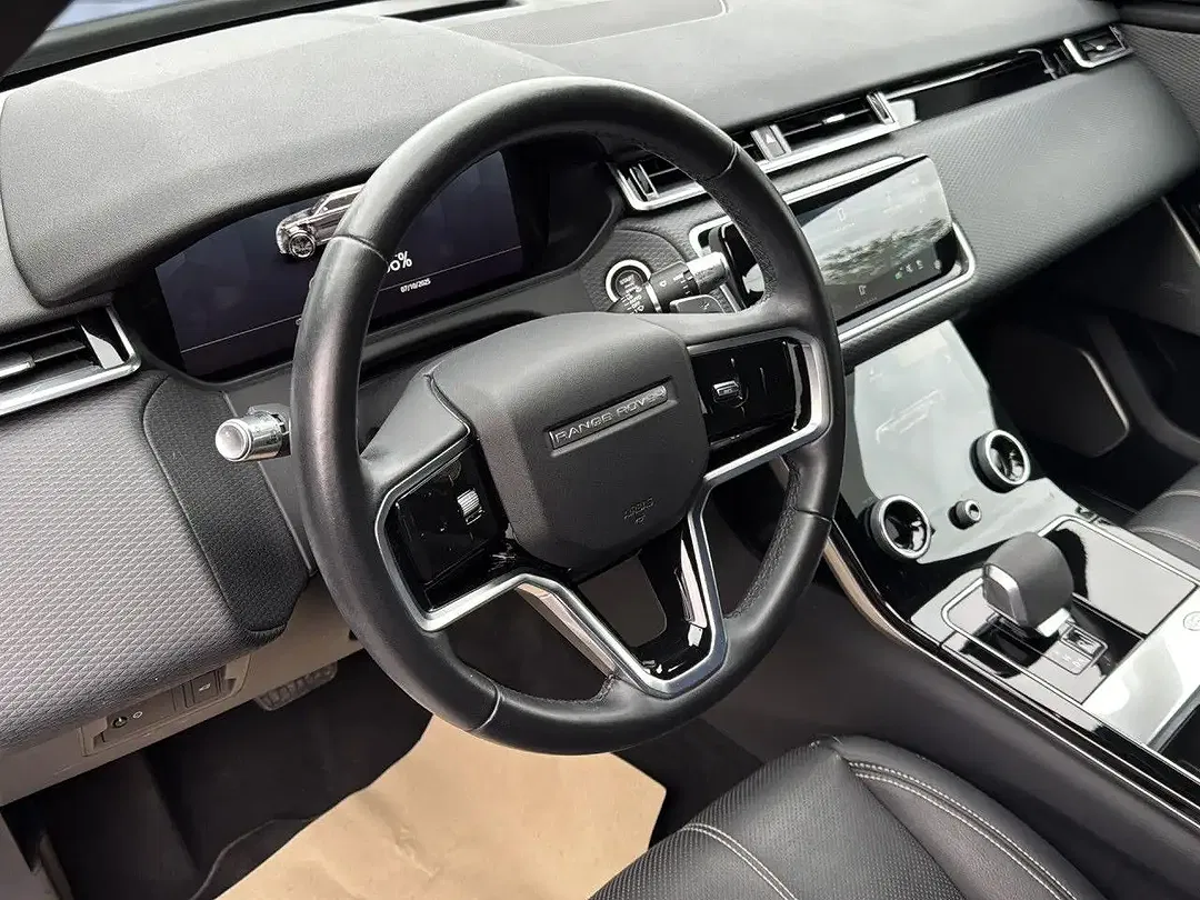 Land Rover Range Rover Velar - Thumbnail 11