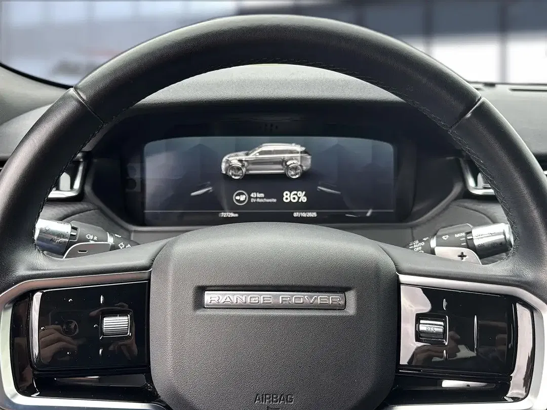 Land Rover Range Rover Velar - Thumbnail 12