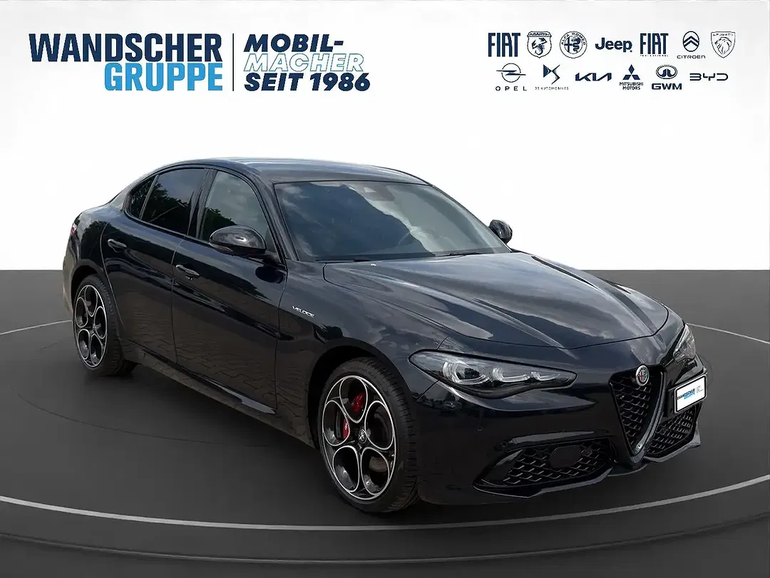 Alfa Romeo Giulia - Thumbnail 7