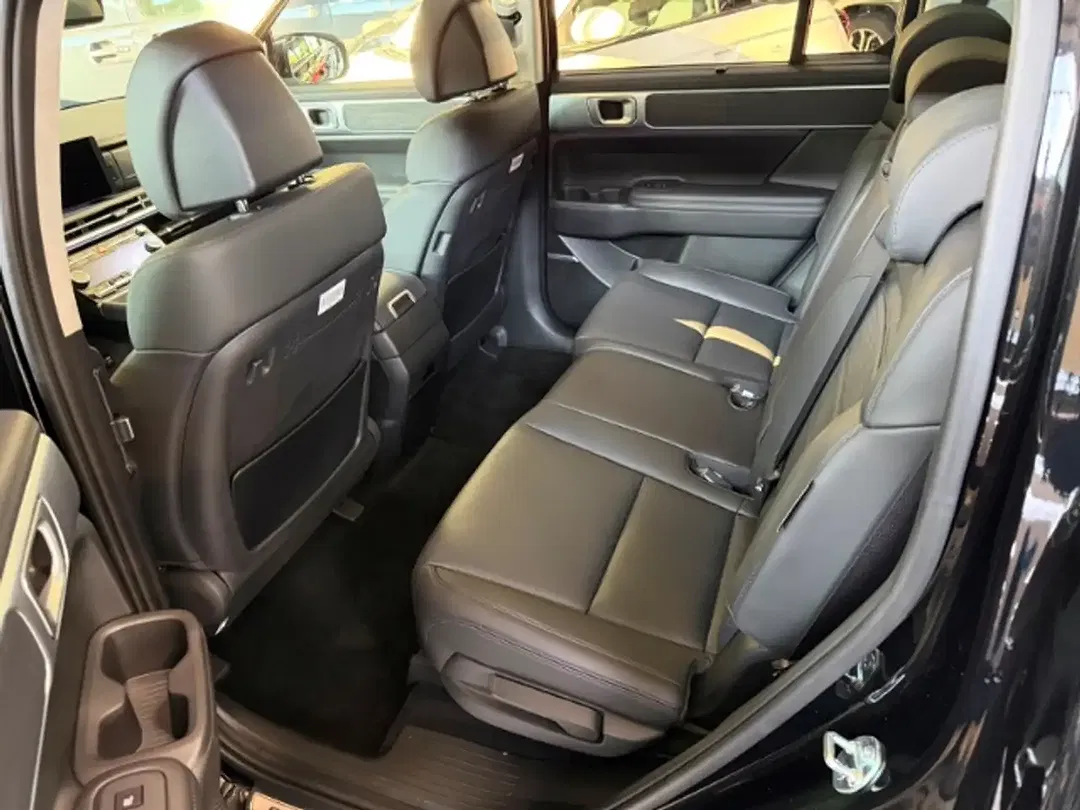 Hyundai SANTA FE - Thumbnail 10