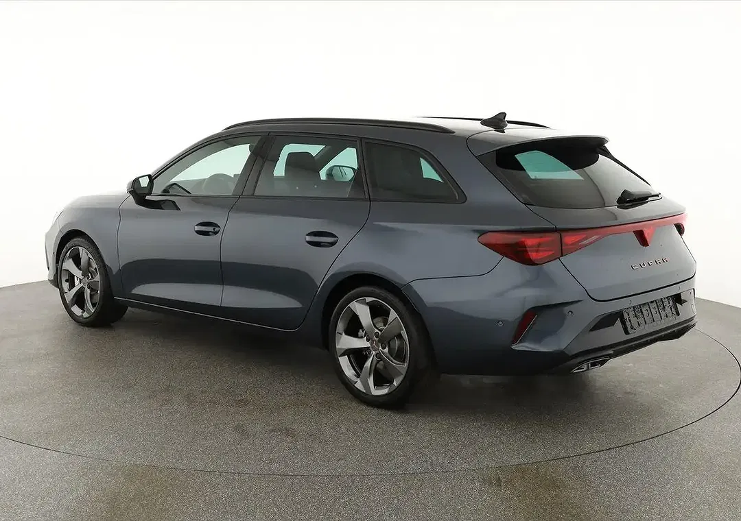 SEAT Leon - Thumbnail 4