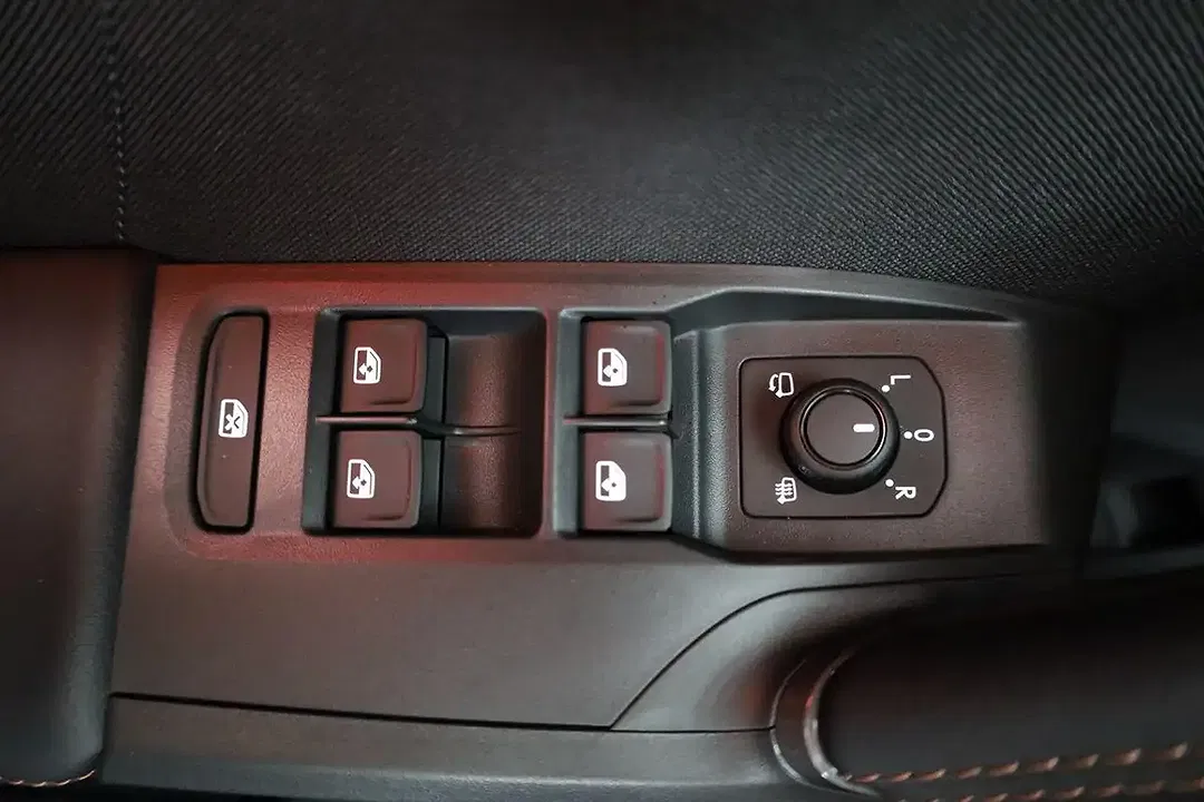 SEAT Leon - Thumbnail 8