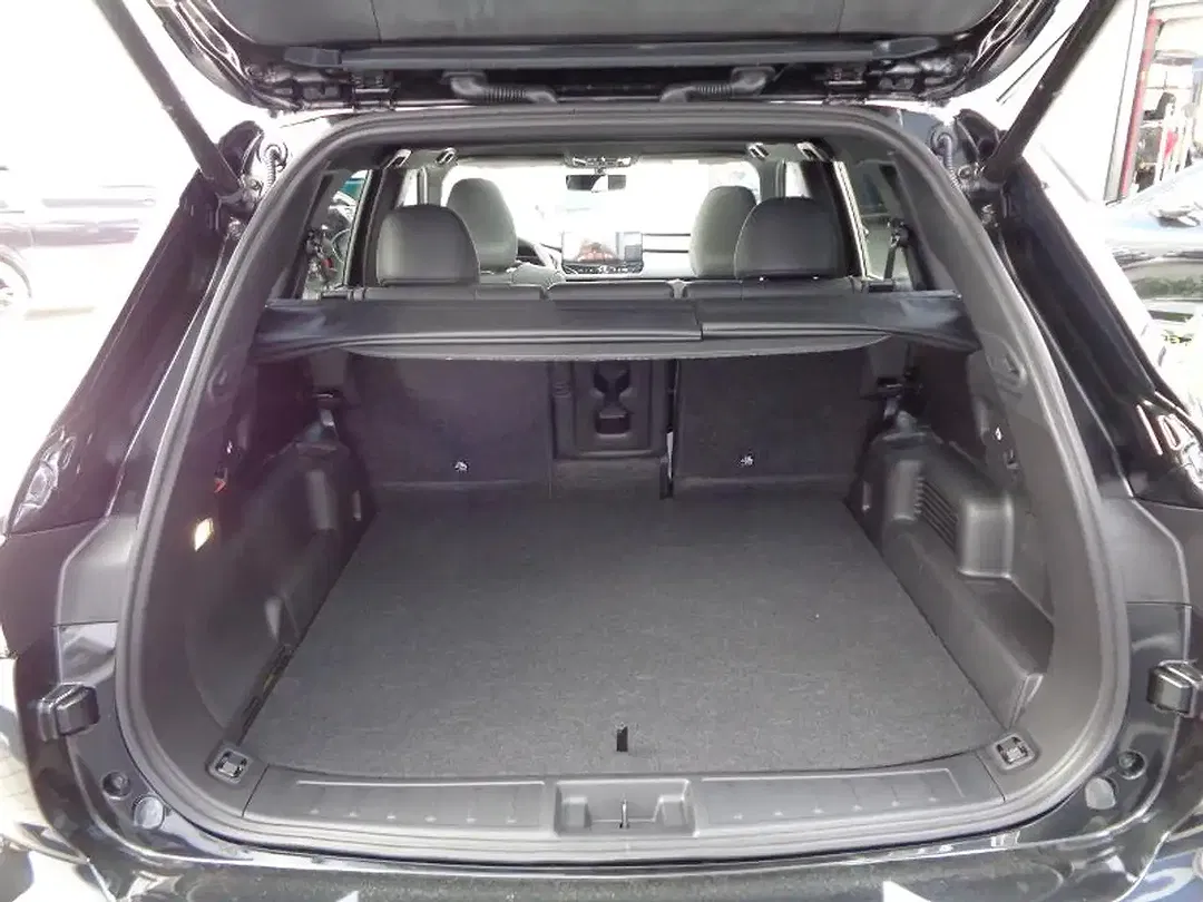 Mitsubishi Outlander - Thumbnail 6