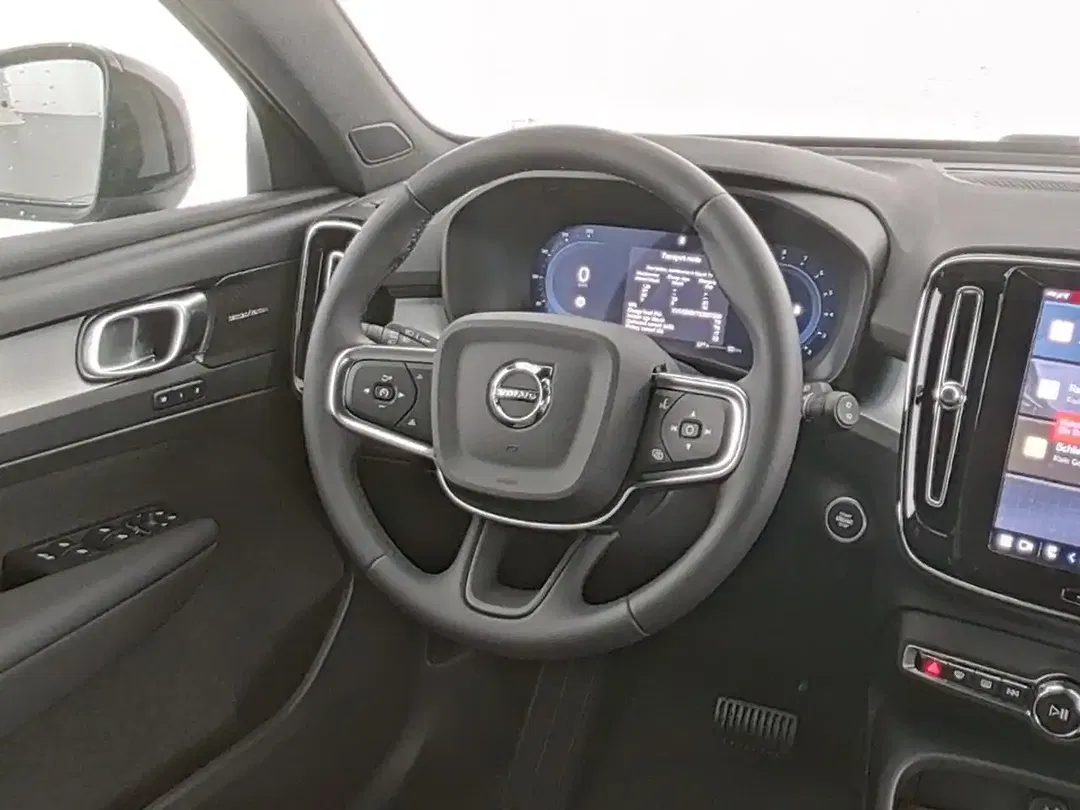 Volvo XC40 - Thumbnail 14