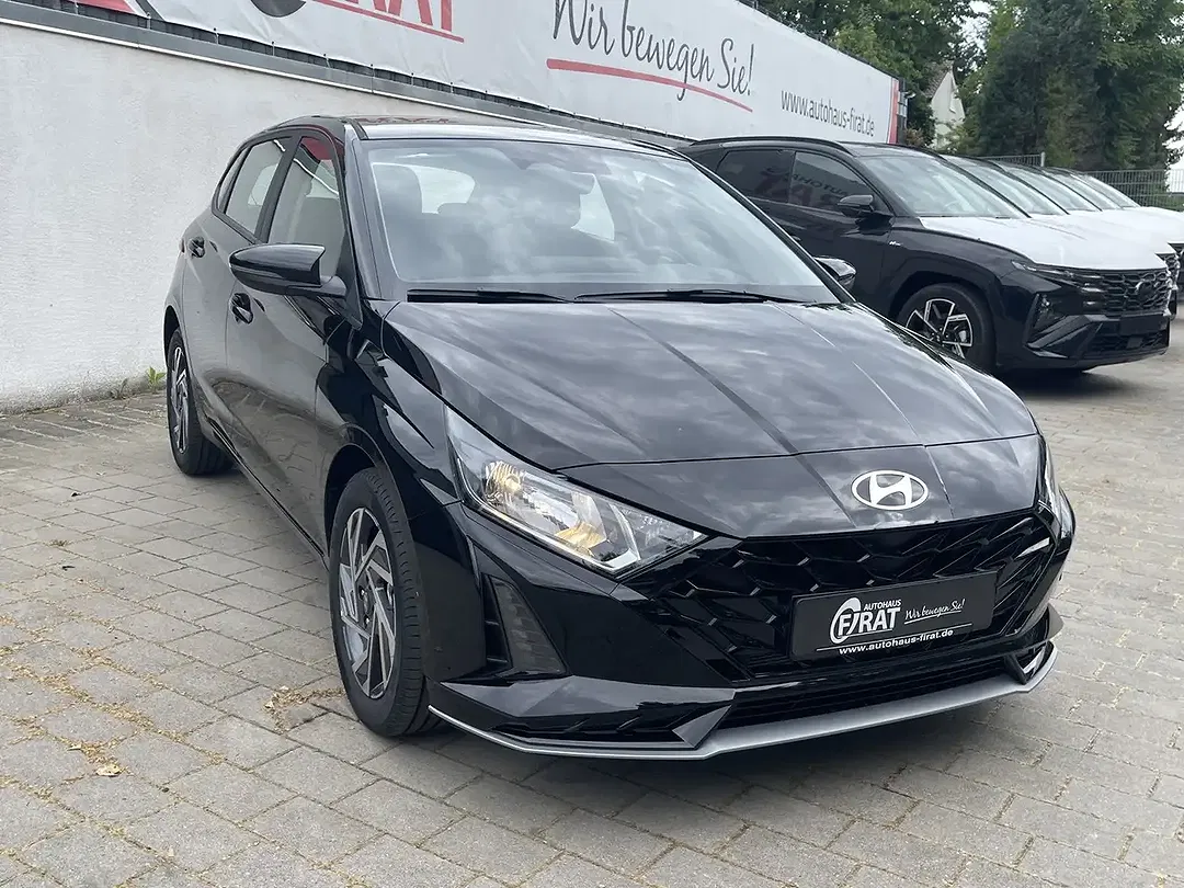 Hyundai i20 - Thumbnail 1