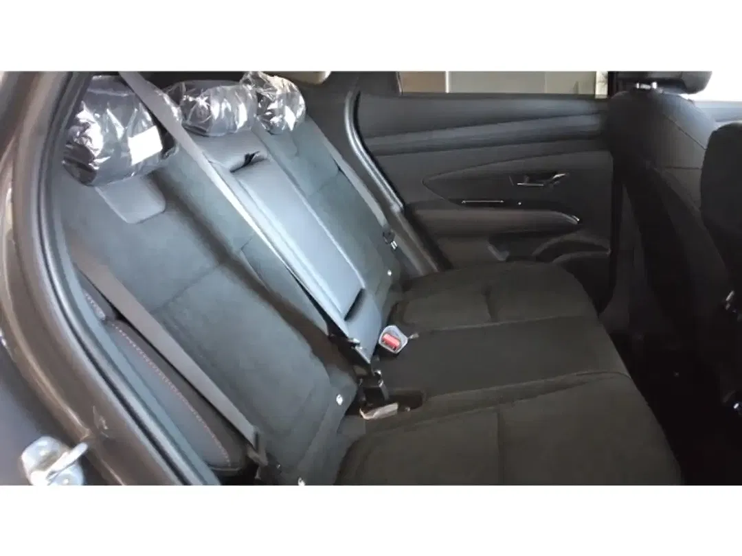 Hyundai TUCSON - Thumbnail 13