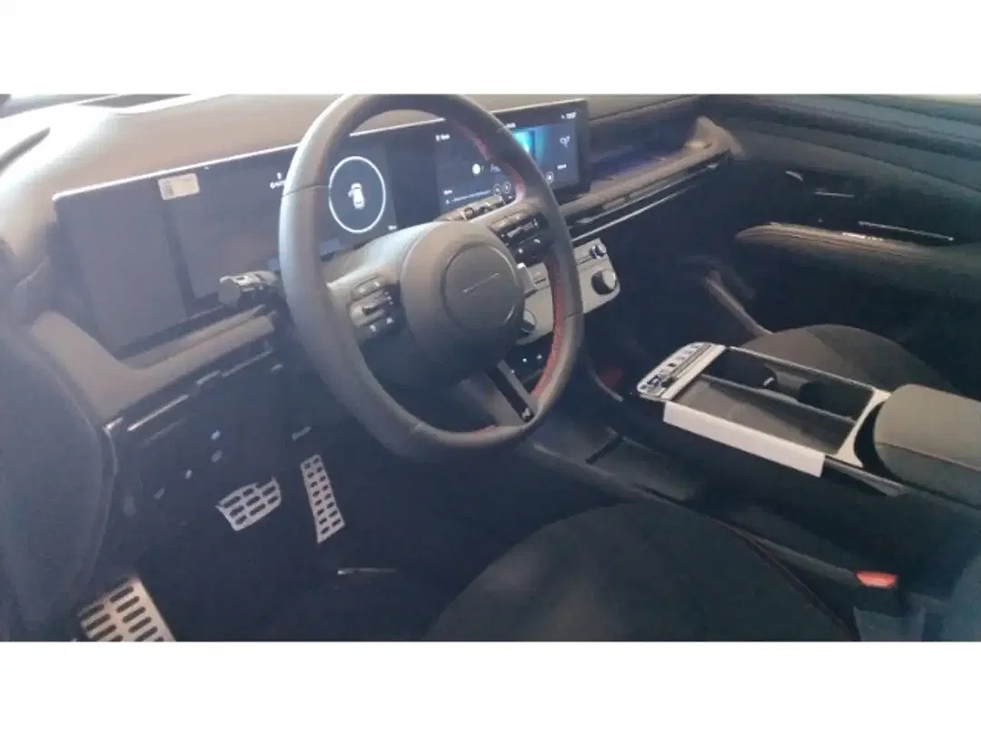 Hyundai TUCSON - Thumbnail 9