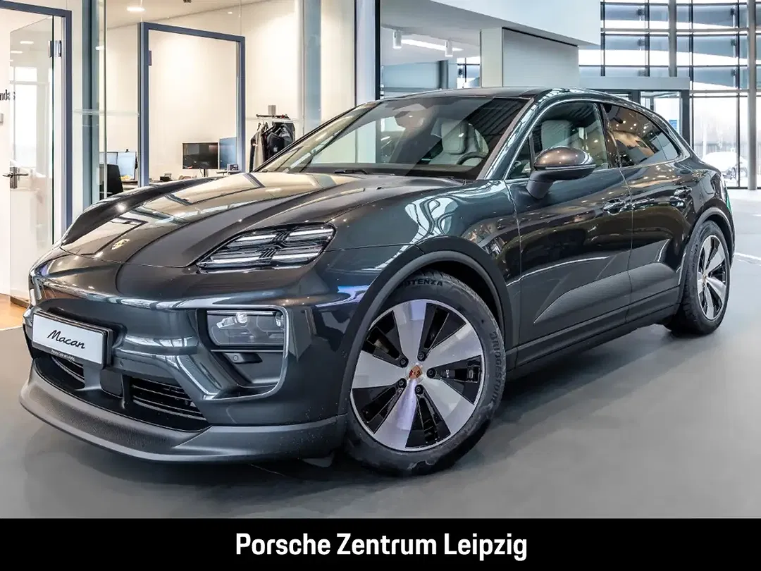 Porsche Macan - Thumbnail 1