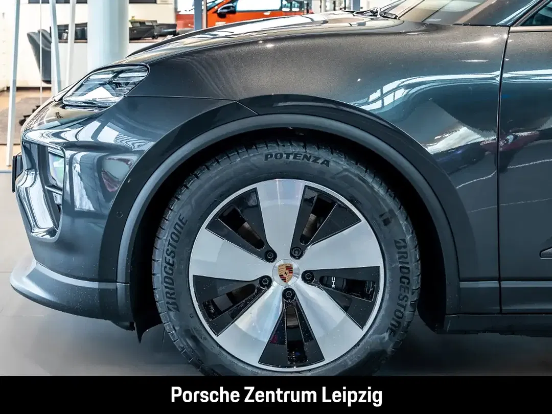 Porsche Macan - Thumbnail 7
