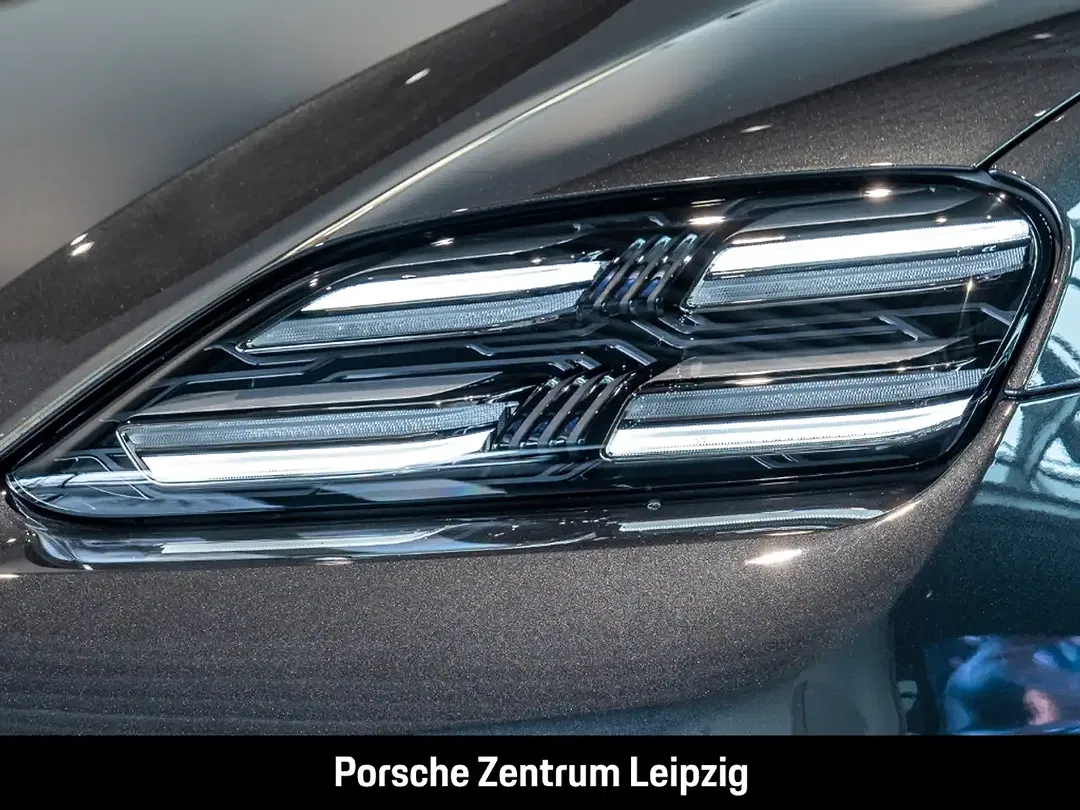 Porsche Macan - Thumbnail 9