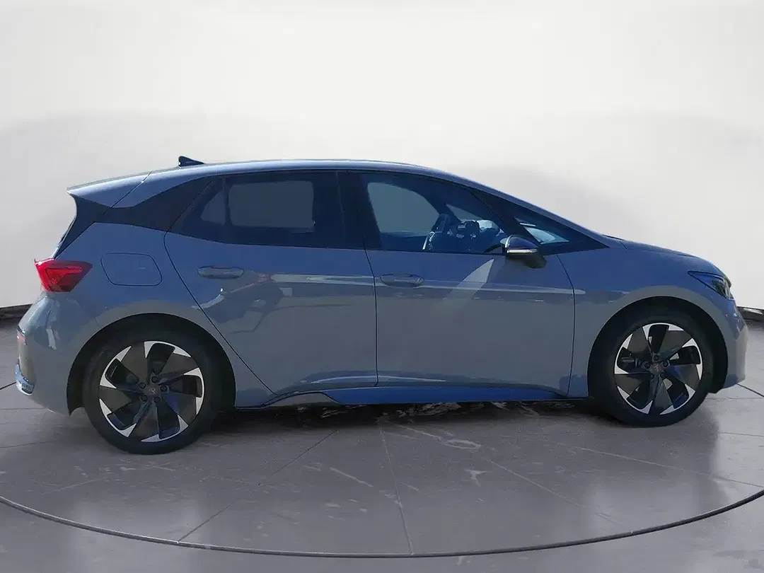 CUPRA Born - Thumbnail 5