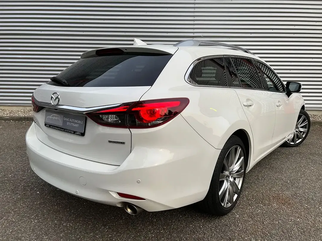 Mazda 6 - Thumbnail 3