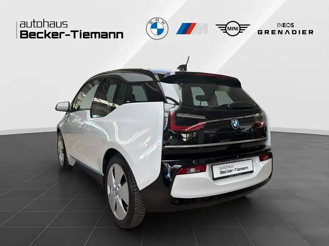 BMW i3 - Thumbnail 4