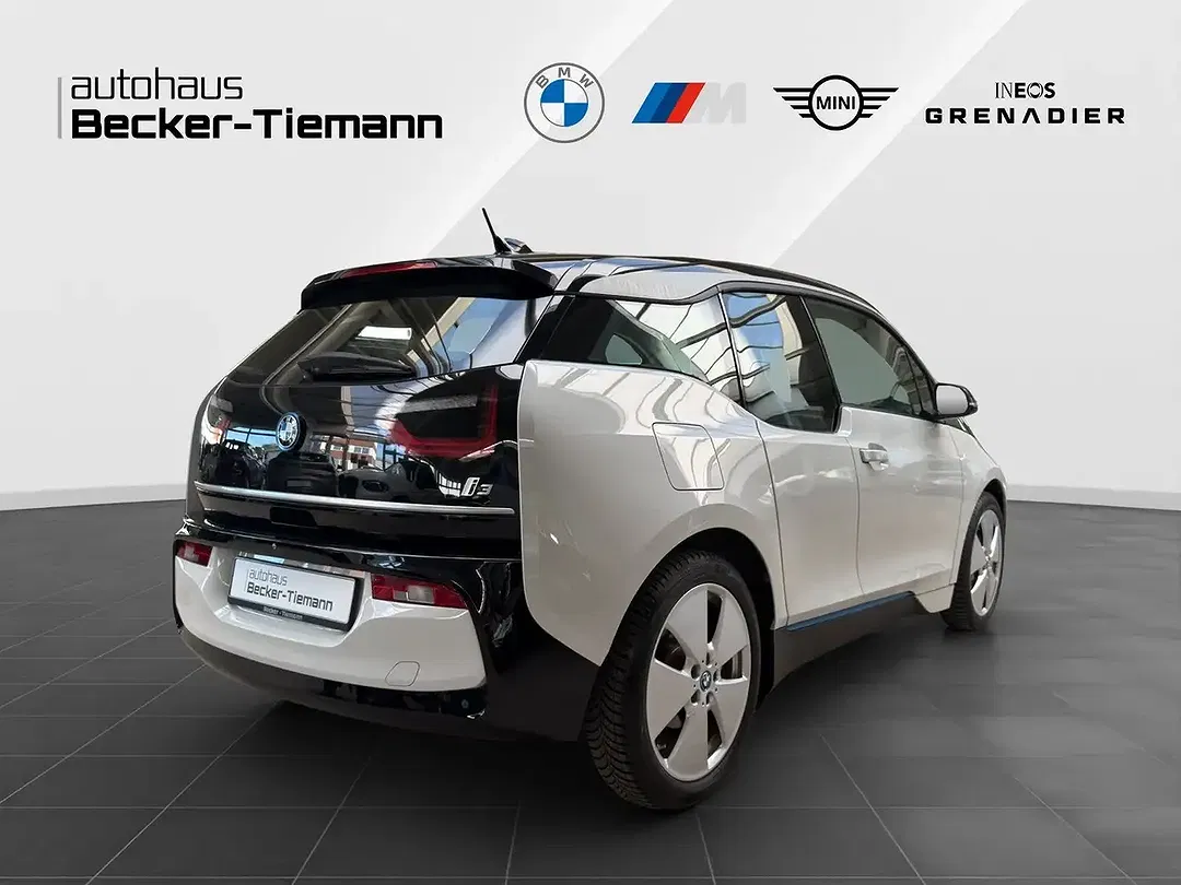 BMW i3 - Thumbnail 6