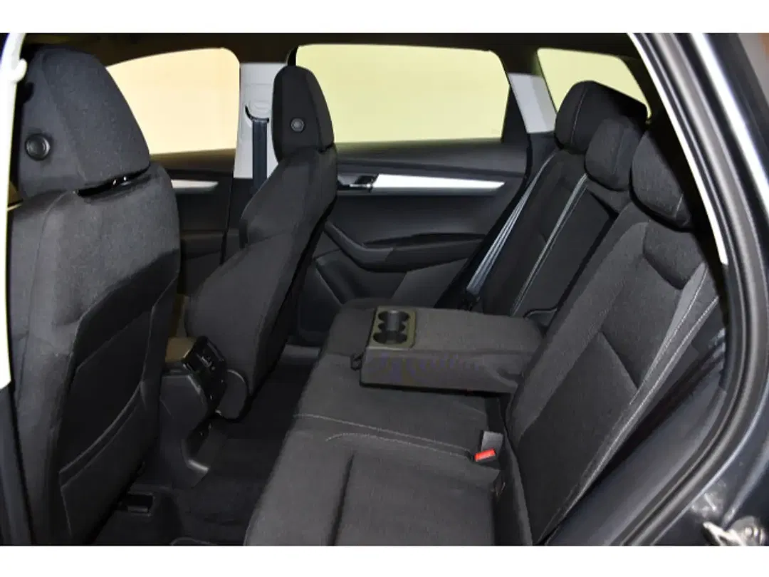 Skoda Karoq - Thumbnail 9