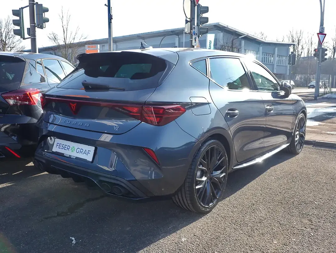 CUPRA Leon - Thumbnail 6