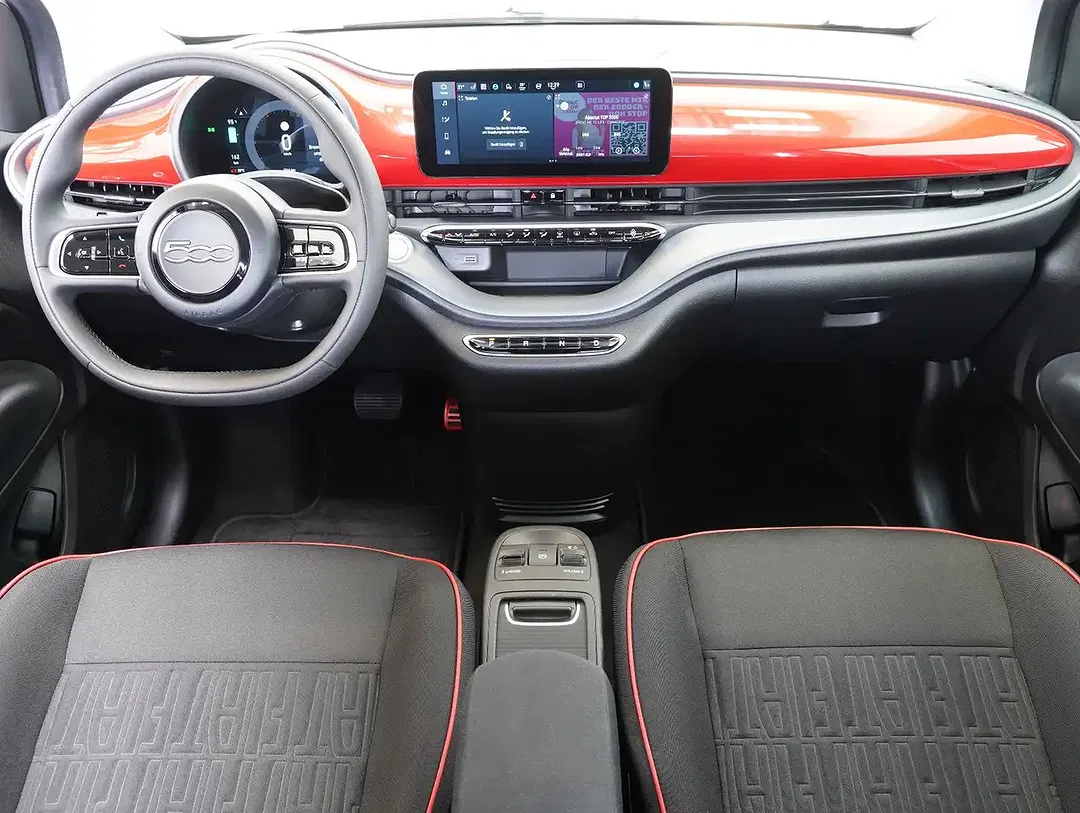 Fiat 500e - Thumbnail 9