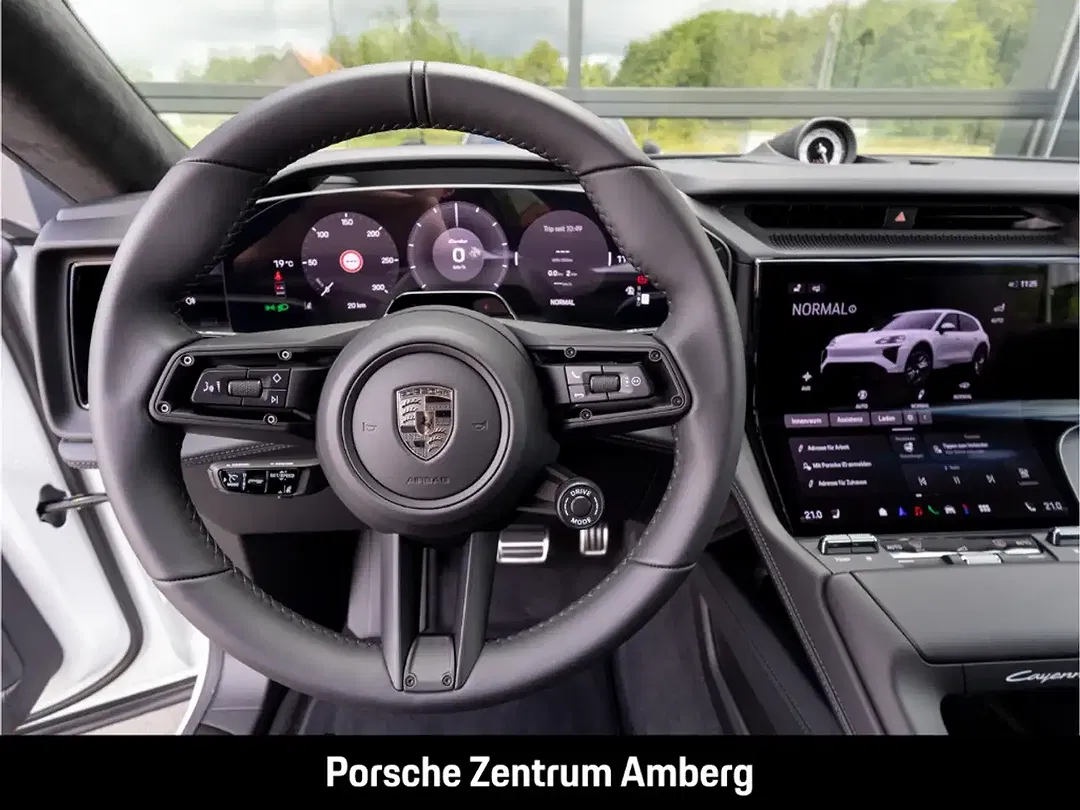 Porsche Cayenne - Thumbnail 15