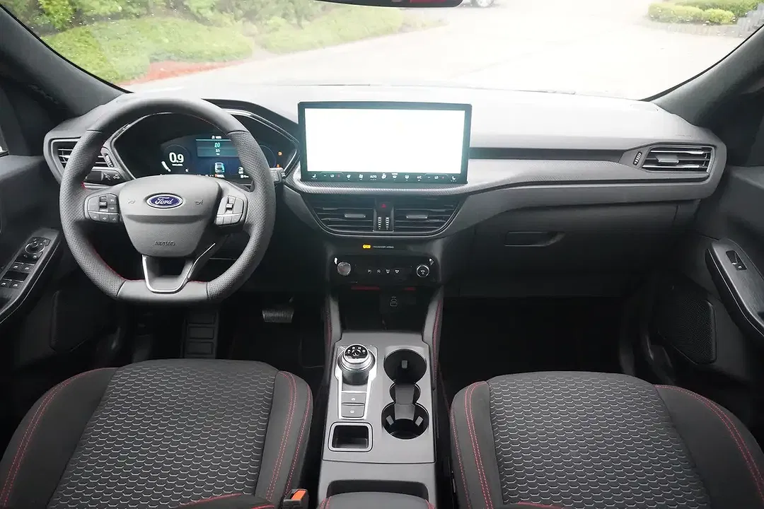 Ford Kuga - Thumbnail 9