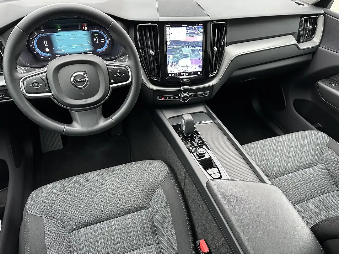 Volvo XC60 - Thumbnail 7