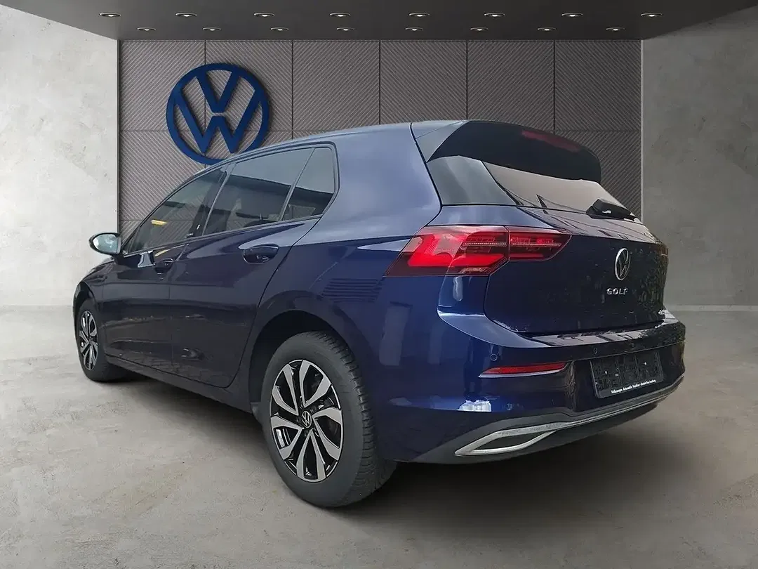 Volkswagen Golf - Thumbnail 4