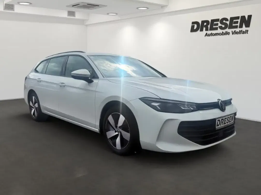 Volkswagen Passat 1.5 eTSI - foto 1