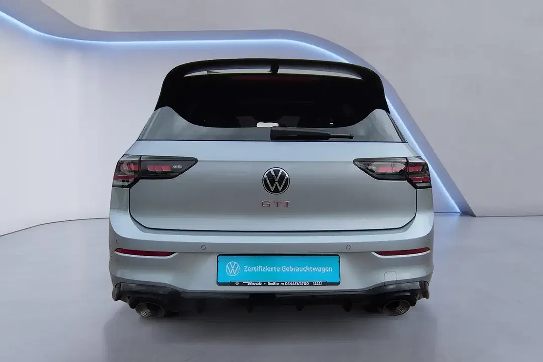Volkswagen Golf - Thumbnail 5