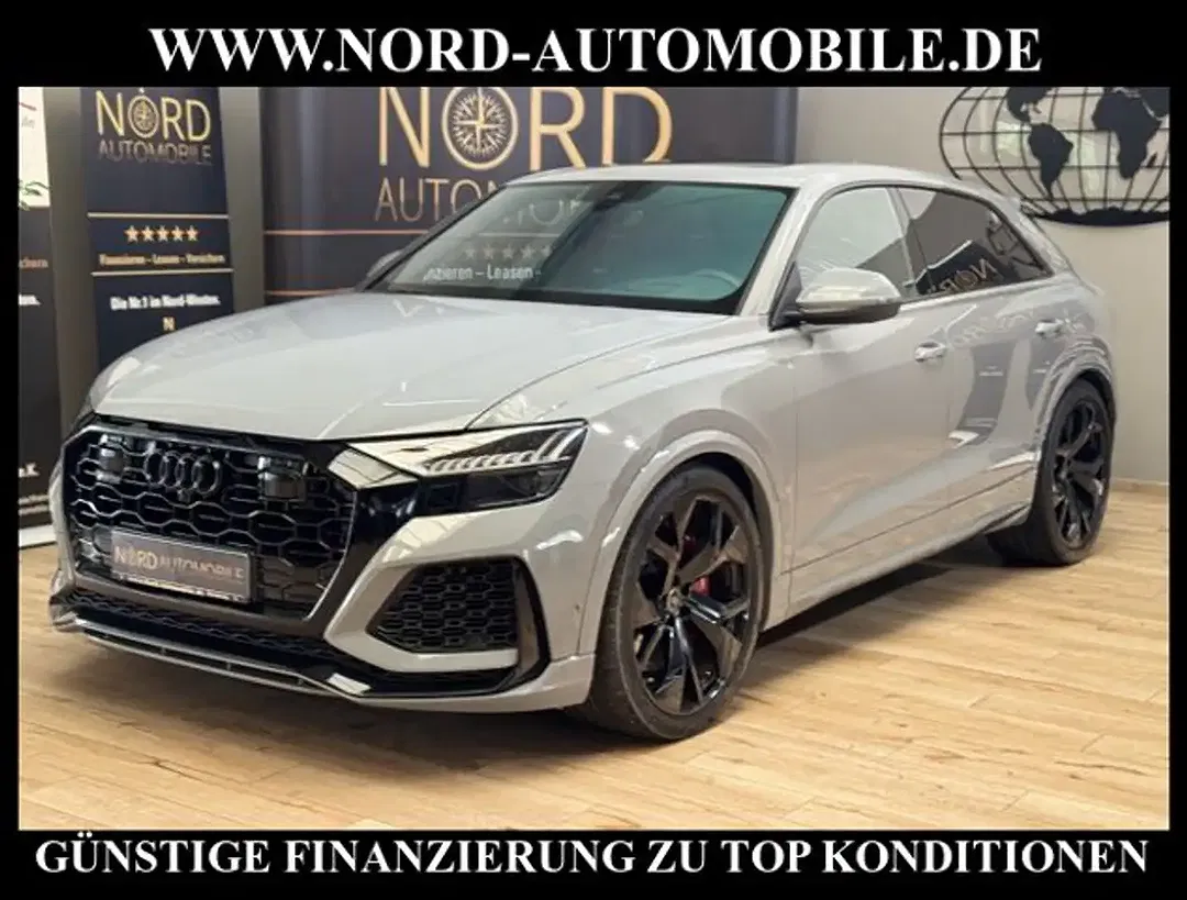 Audi RS Q8 - Thumbnail 4