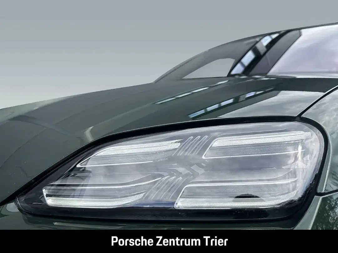 Porsche Macan - Thumbnail 11