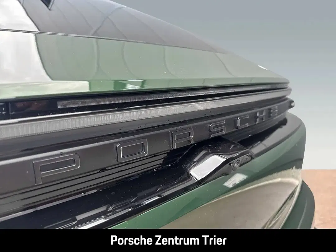 Porsche Macan - Thumbnail 13
