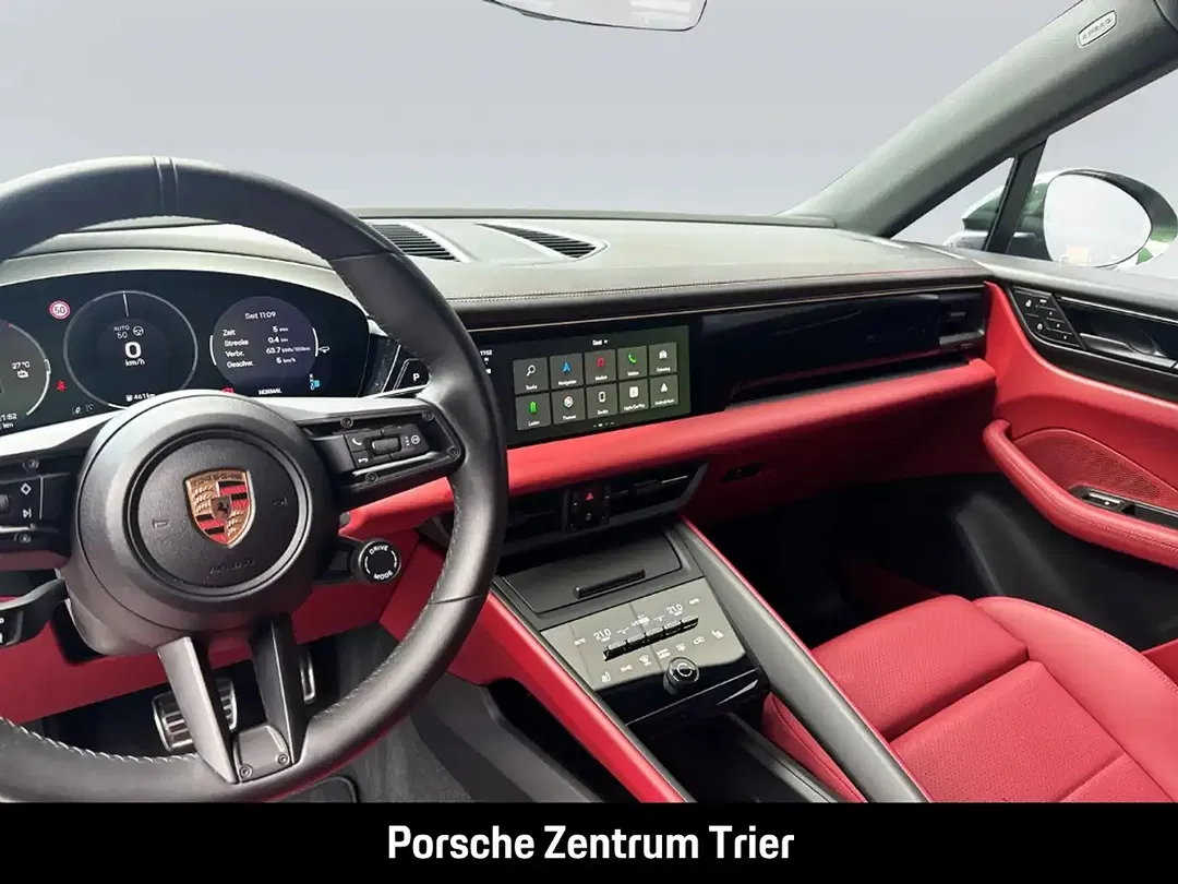 Porsche Macan - Thumbnail 16