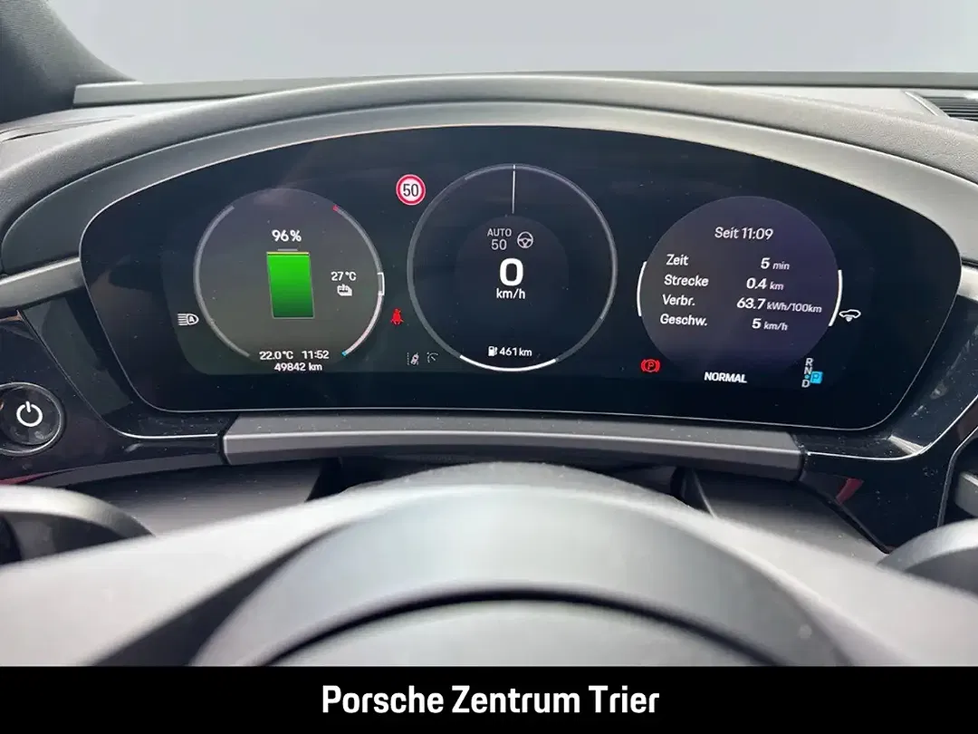 Porsche Macan - Thumbnail 18