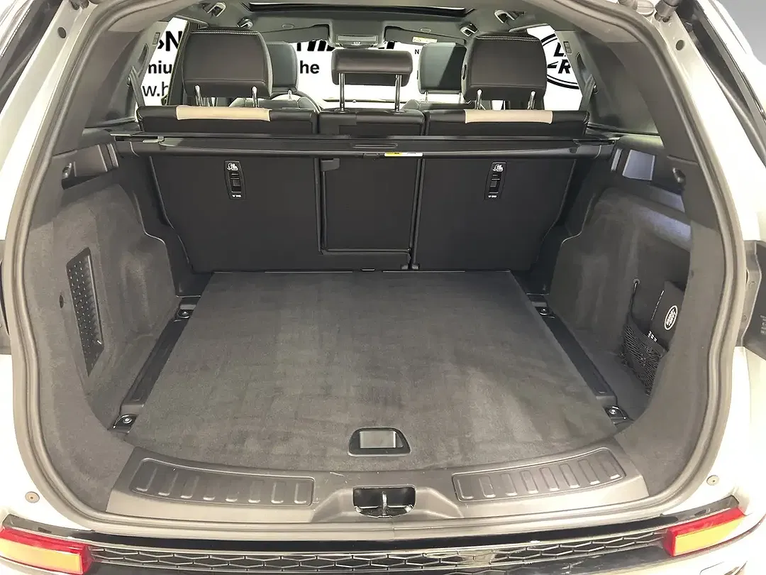 Land Rover Discovery Sport - Thumbnail 13