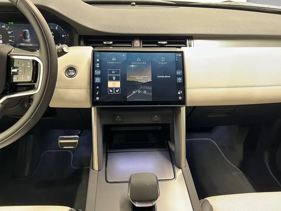 Land Rover Discovery Sport - Thumbnail 7
