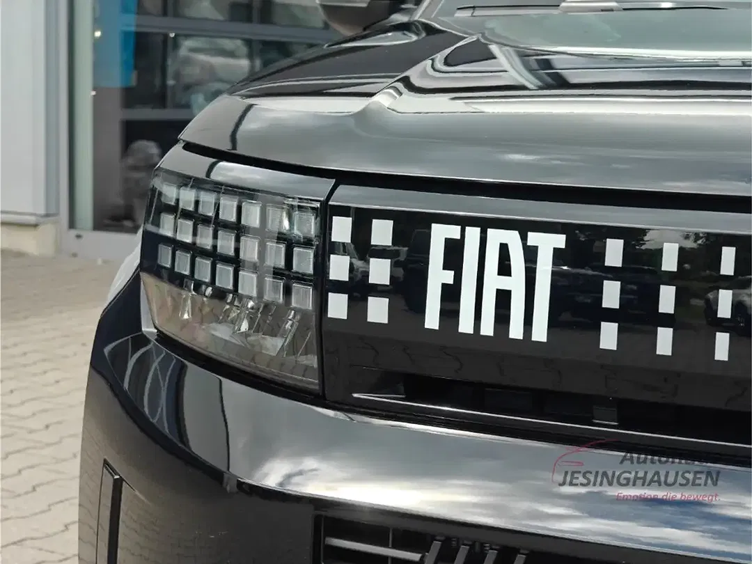 Fiat Grande Panda - Thumbnail 3