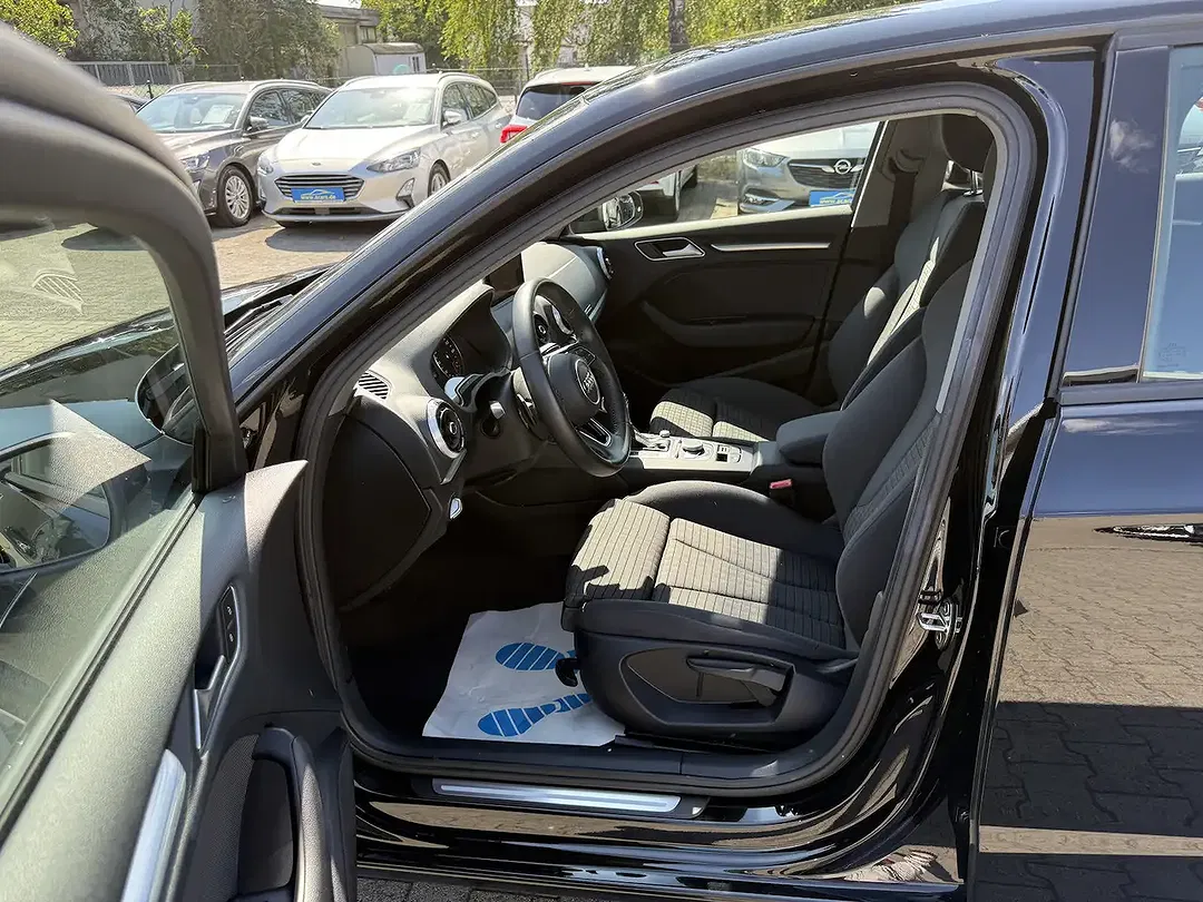 Audi A3 - Thumbnail 6