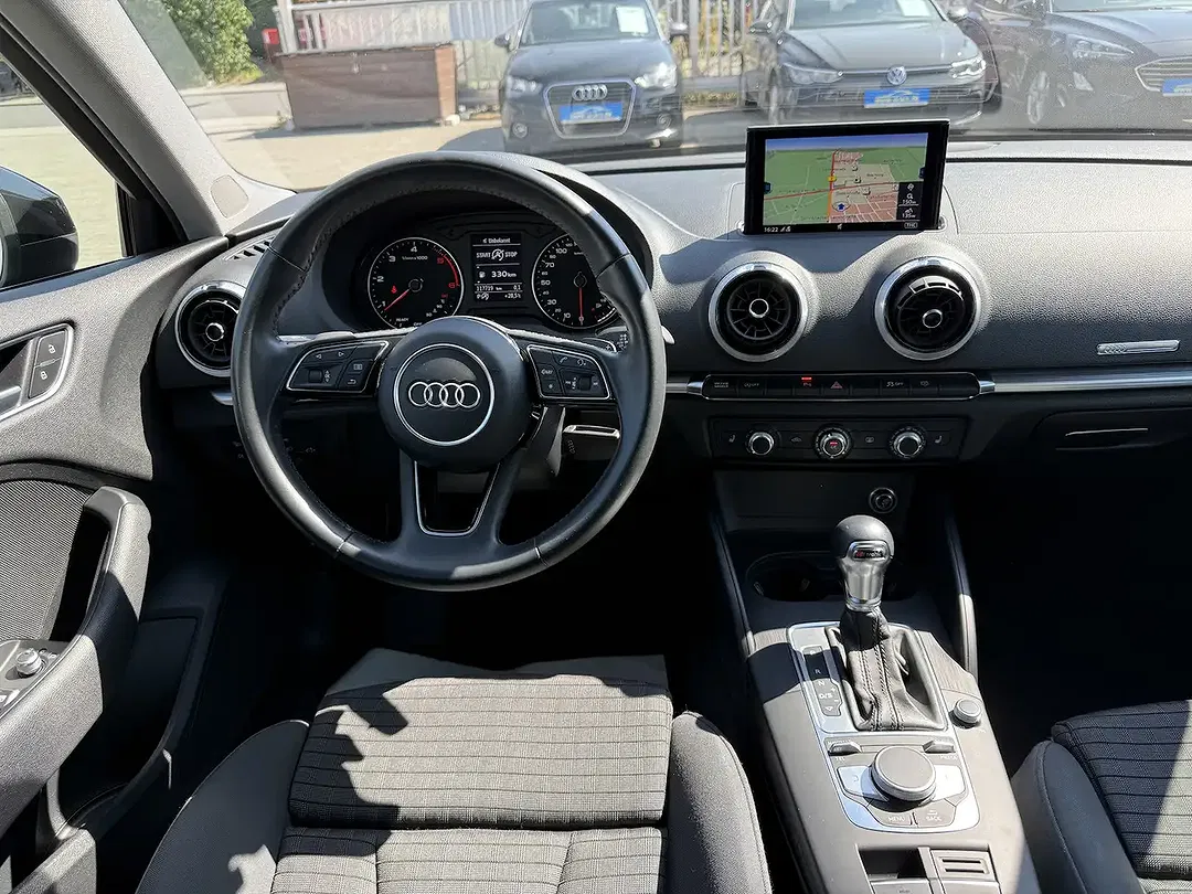 Audi A3 - Thumbnail 3
