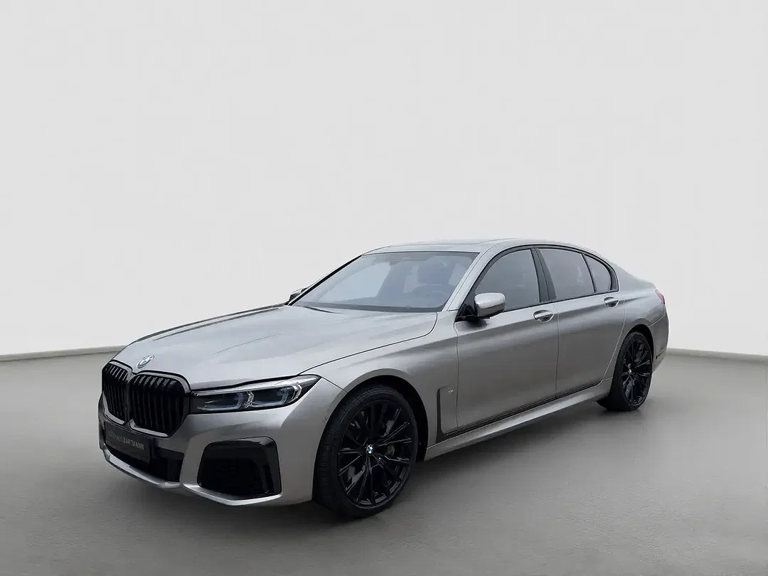 BMW 750 - Afbeelding 1