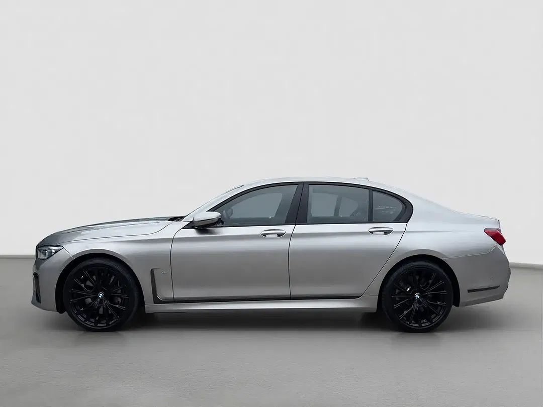 BMW 750 xDrive M Sport - foto 2