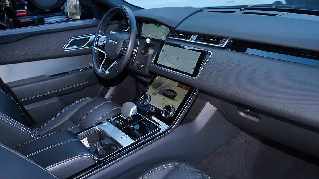 Land Rover Range Rover Velar - Thumbnail 5