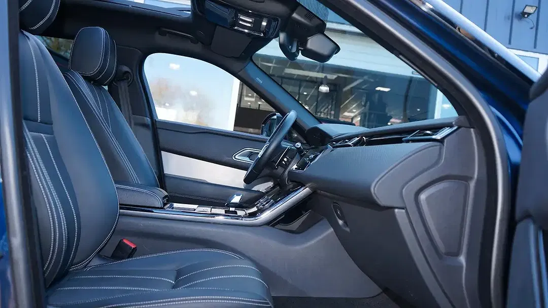 Land Rover Range Rover Velar - Thumbnail 7